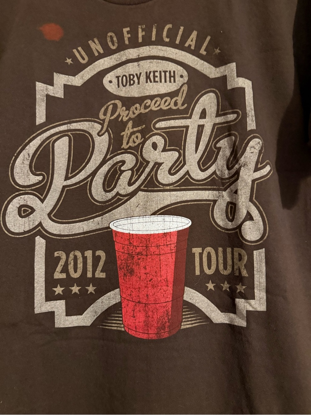 Toby Keith Brown 'Proceed to Party' Short Sleeve T-Shirt bayside Tag USA
